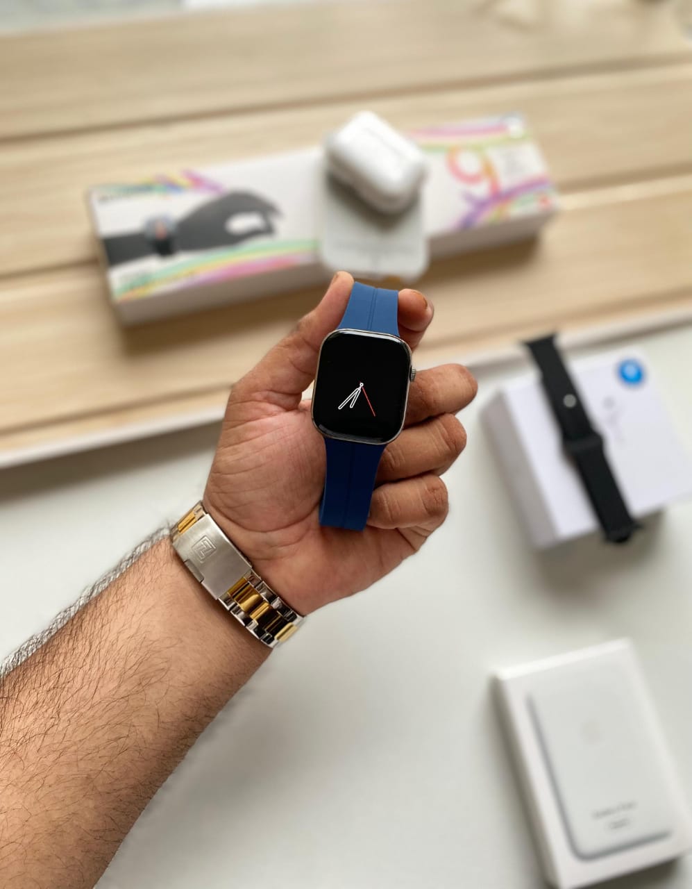 Apple Watch Series 9 And Airpods Pro 2 and Megasafe Powerbank Combo - Youth Upgrade Shop